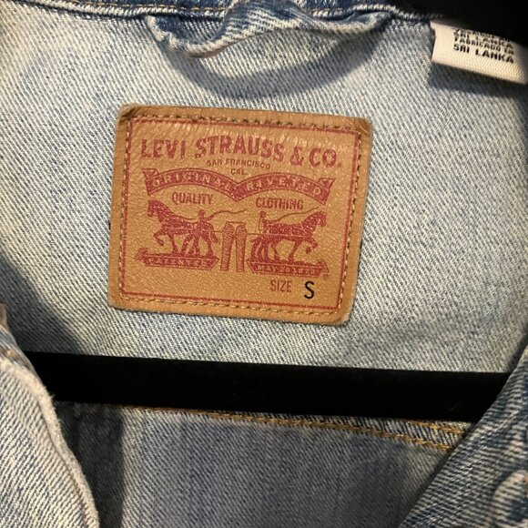 Levi's Ex-Boyfriend Trucker Denim Jacket Size Small - Picture 4 of 7